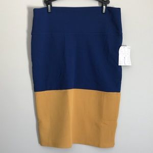 Large Lularoe Cassie skirt